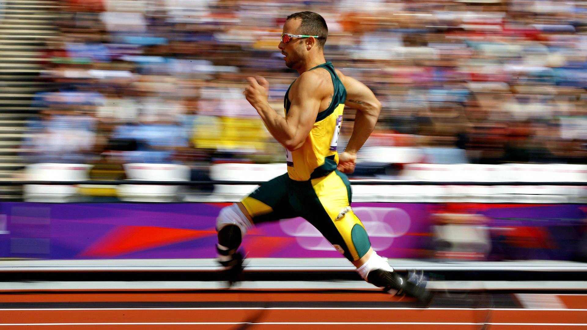 《电竞领域新兴产业：从硬件到赛事策划全线布局》，电竞行业解读